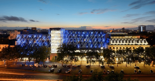 A Smart Building for a New Work Culture at AXA Belgium - Spacewell